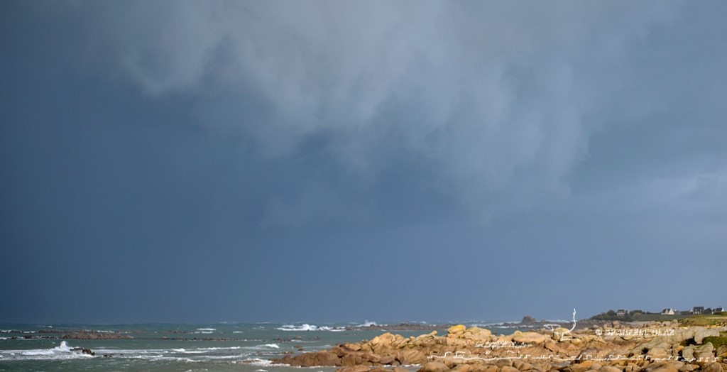 mauvais temps sur les côtes du Léon (Bretagne)