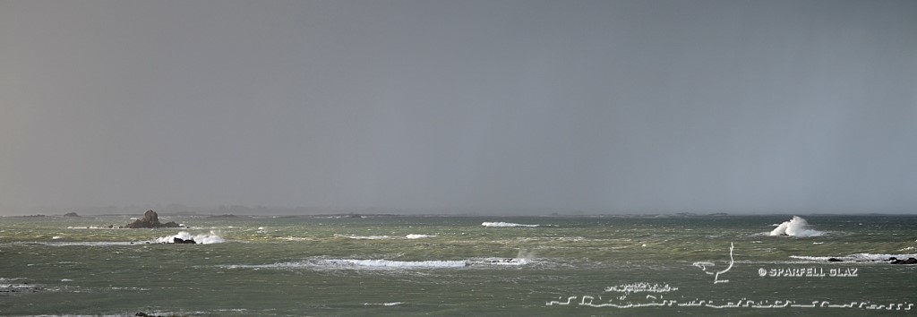 mauvais temps sur les côtes du Léon (Bretagne)