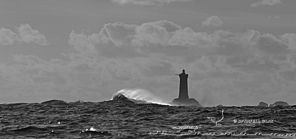 phare du Four en Iroise